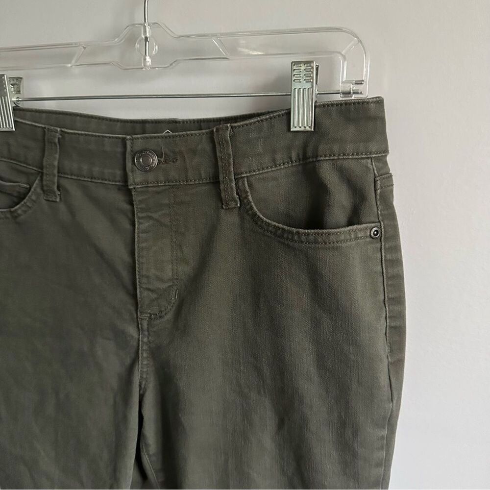 St. John's Bay Skinny Leg Jeans, Olive Army Green Size 10 | Cotton blend